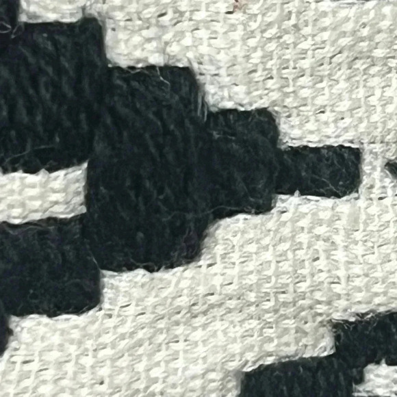 Gypsy Black & white Aztec Geometric Mini Skirt lace beaded trim size medium nwt - Picture 4 of 10